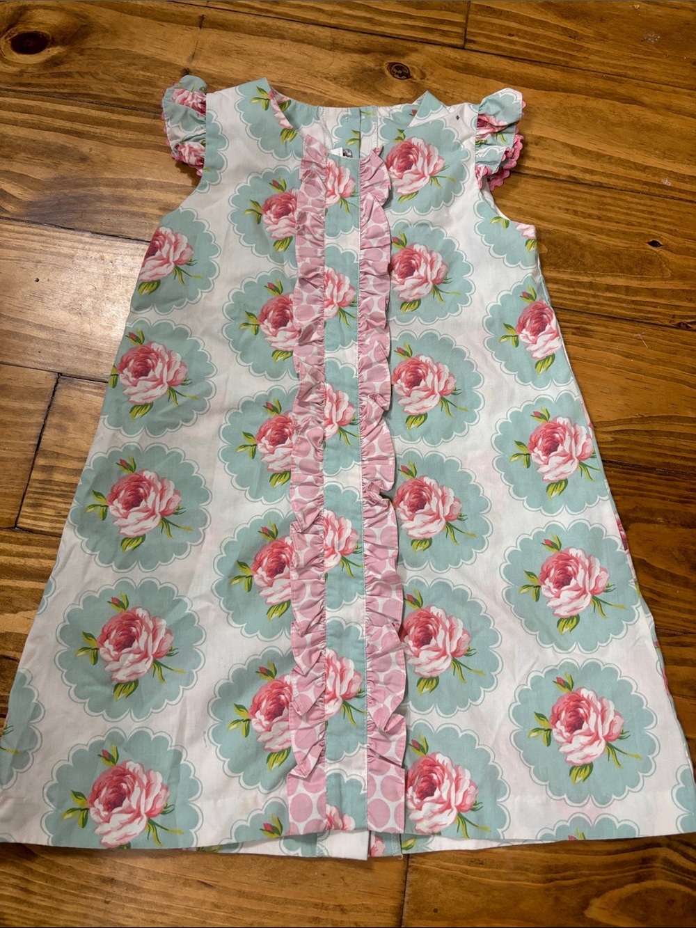 Shrimp & Grits Girls Size 5 Floral Dress, Small Spot on Left Shoulder Pictured